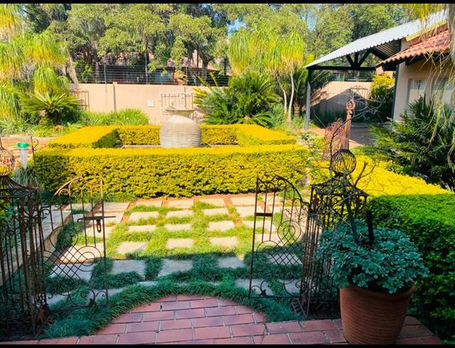 4 BEDROOM HOUSE FOR SALE IN NINAPARK
